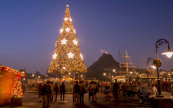 東京ディズニーリゾートのクリスマスイベントをチェック パーク全体がクリスマスムード一色でロマンチック シティリビングweb