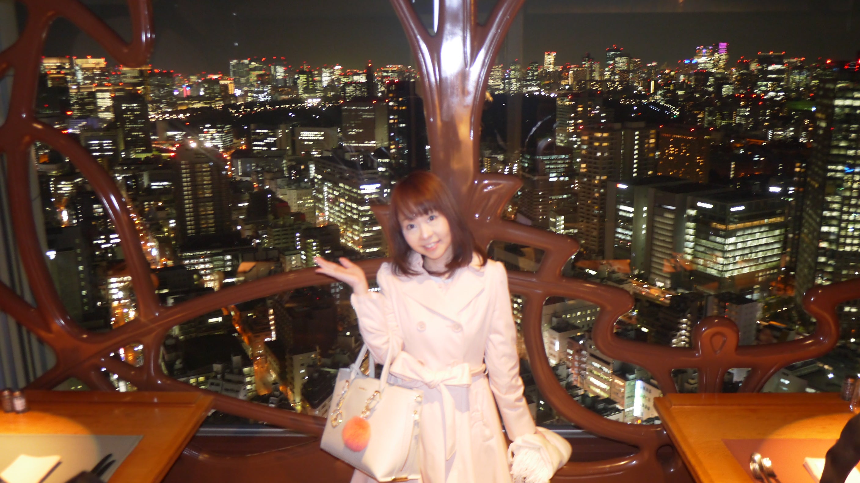 ４３階夜景が最高 東京ドームホテル天空ダイニング アーティスト カフェ シティリビングweb