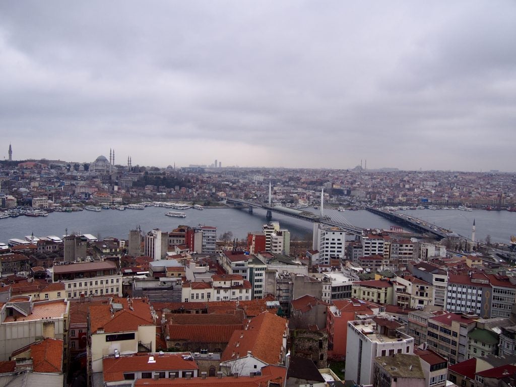 トルコ イスタンブールを一望 ガラタ塔 アジアサイドの紹介 シティリビングweb