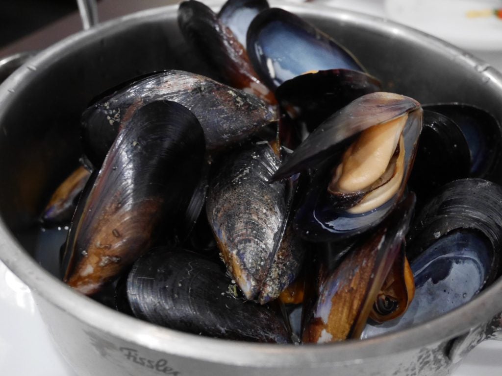全サイズ99円 表参道 バケツいっぱいムール貝のワイン蒸し 25日まで シティリビングweb