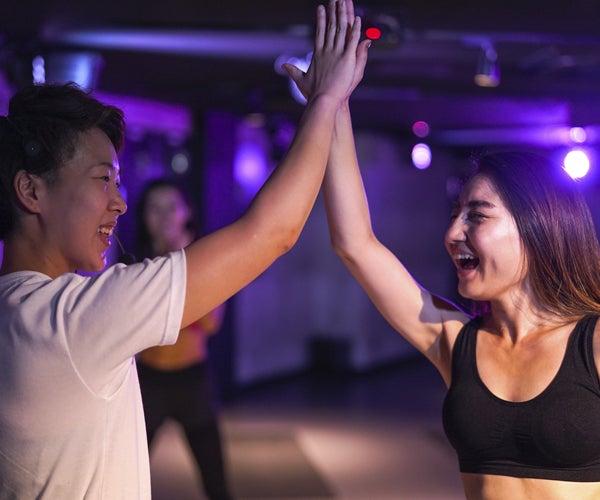 手ぶらで気軽に体験できる 暗闇フィットネスジム 人気の秘密 Expa六本木店 シティリビングweb