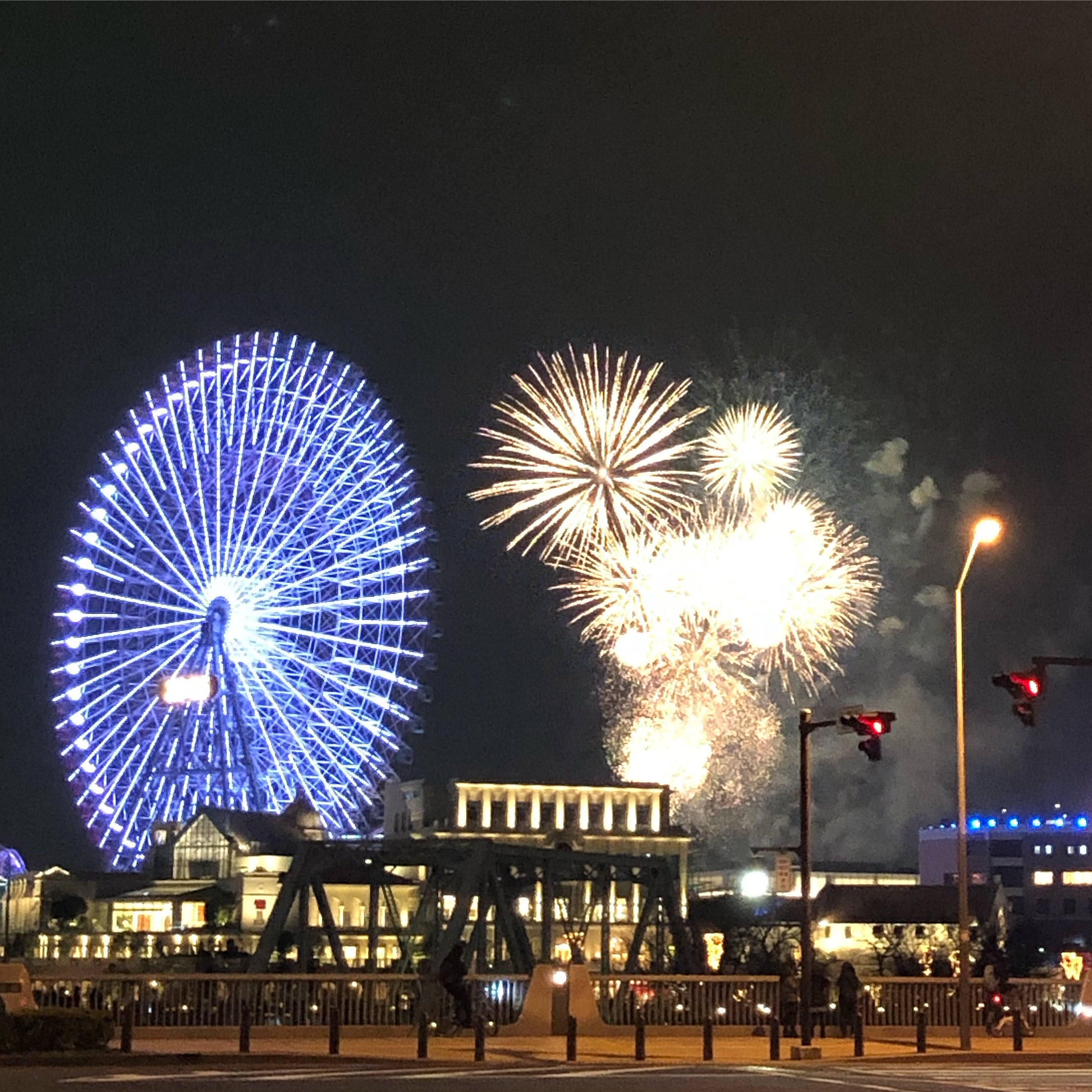 今なら毎日みなとみらいで打ち上げ花火が楽しめる 年末のお出かけ情報 シティリビングweb