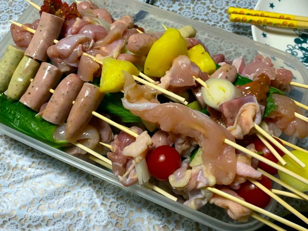 お家時間を楽しく♪自分たち焼き鳥を作ろう！BBQ気分に｜シティリビングWeb