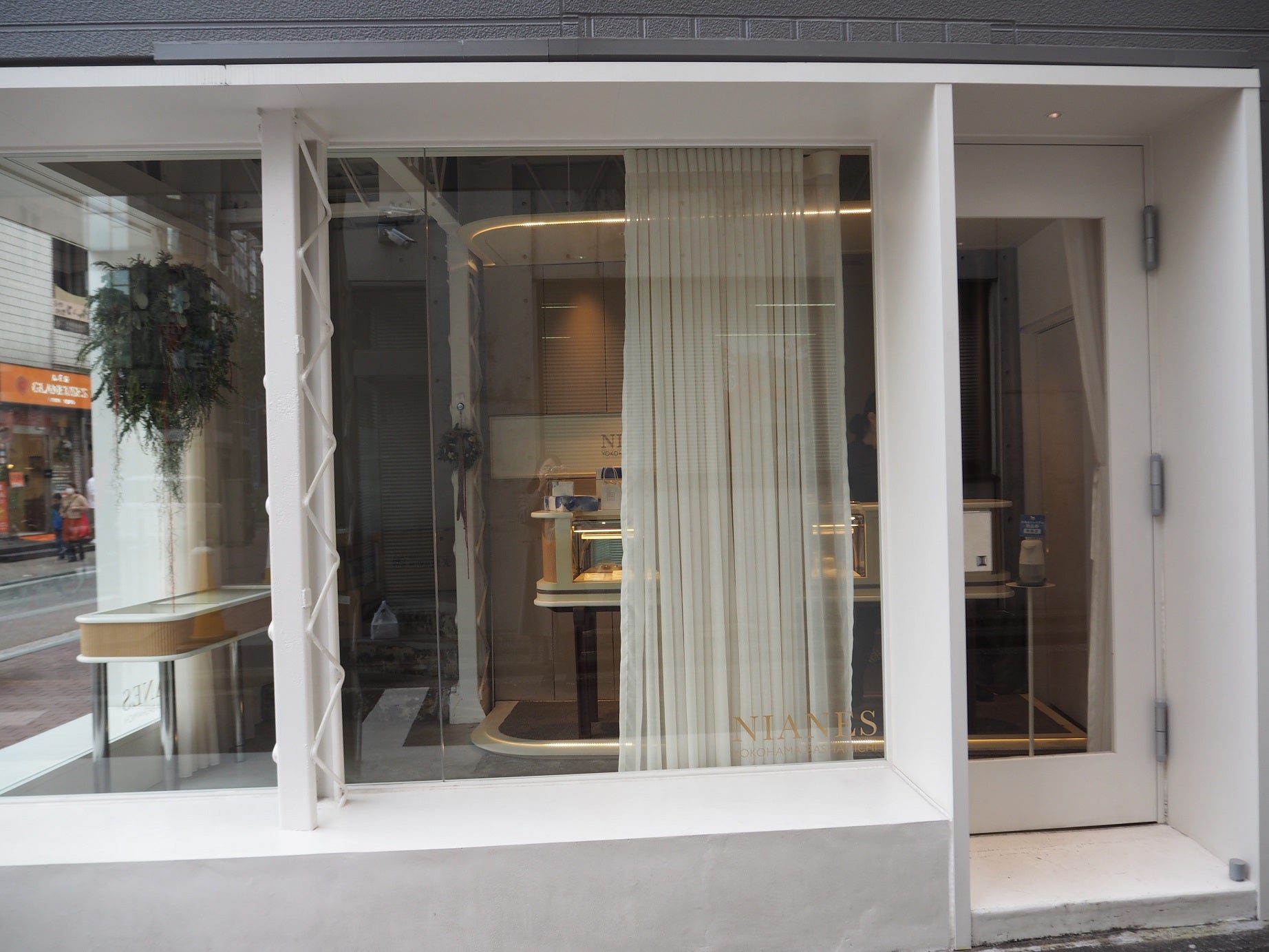 馬車道で行列 お持ち帰り注意なニアネスのふわふわ絶品ケーキ シティリビングweb