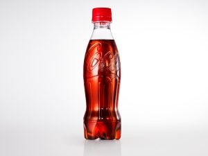 サスティナブルな取り組みに注目！「コカ・コーラ」から100%リサイクル