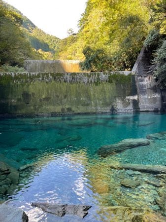 高知】コバルトブルーの絶景！仁淀川・安居渓谷で癒される♪｜シティリビングWeb