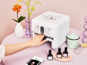 おうちで本格ネイルが簡単に完成！デザイン豊富なカシオ「ネイル