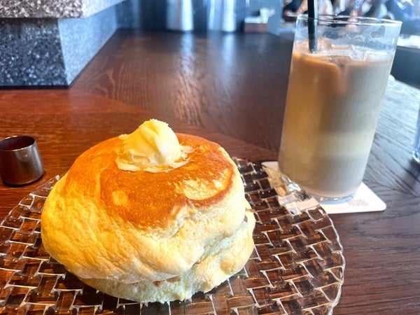 パンケーキ 麻布台ヒルズ】移転しても大人気！絶品ふわとろパンケーキは予約