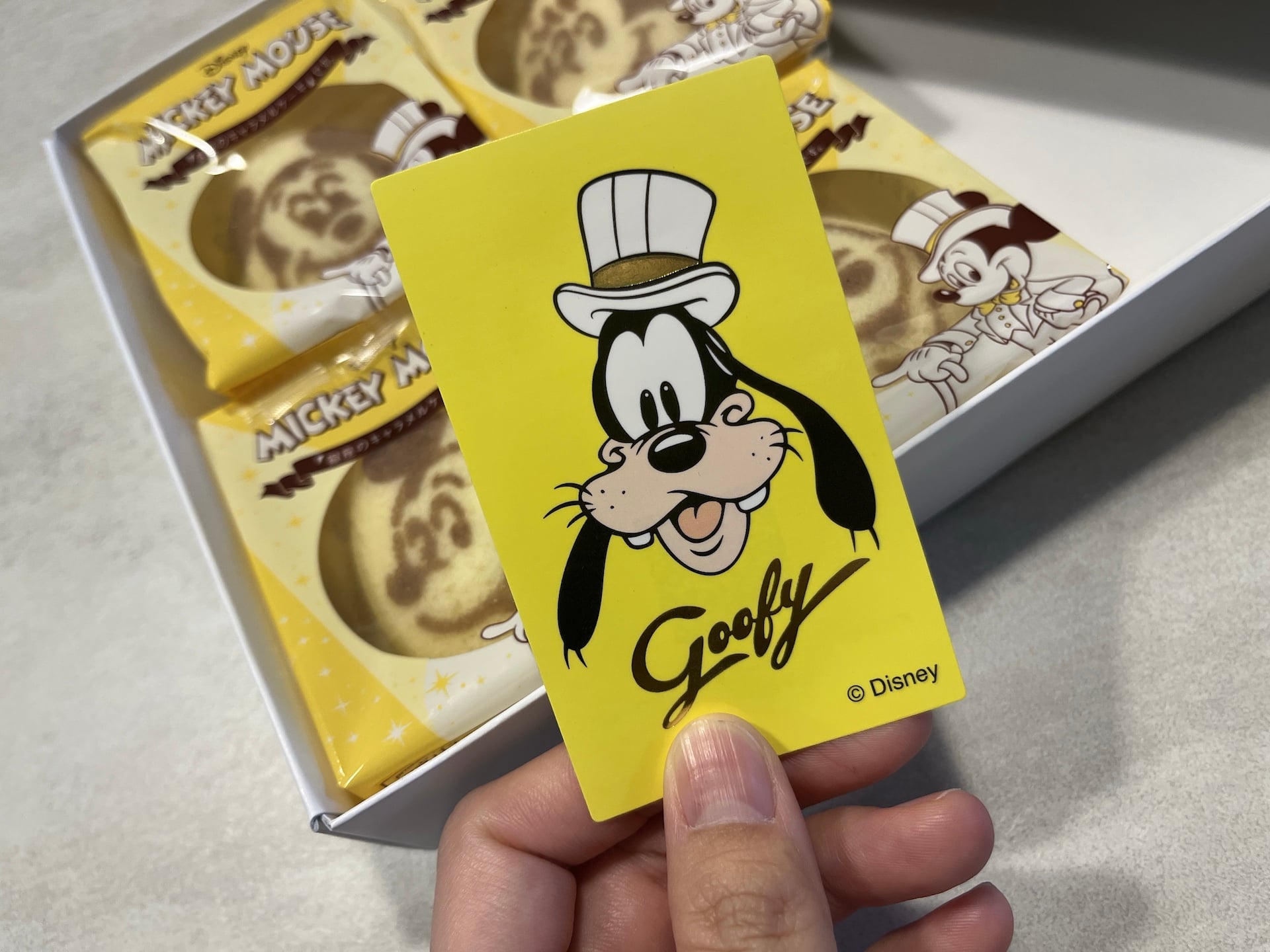 東京駅のパケ買いお土産！ミッキーマウス「銀座のキャラメルケーキ 
