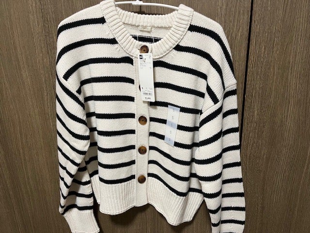 セリーヌカーディガン80センチ