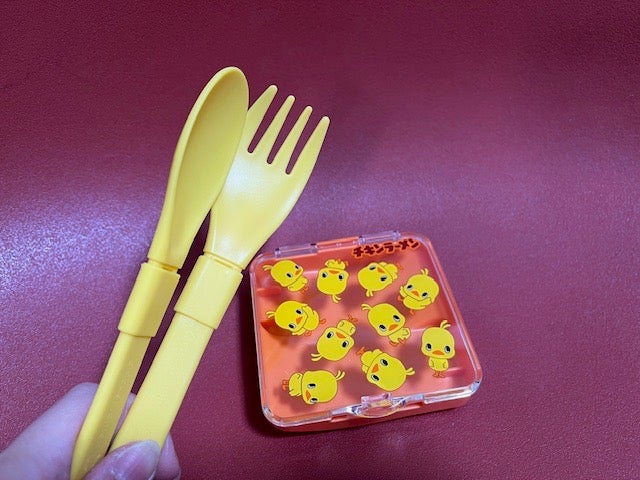 チキンラーメンカトラリー ファミマのチキンラーメンひよこちゃんカトラリー♪ | mutsukiといっしょ。