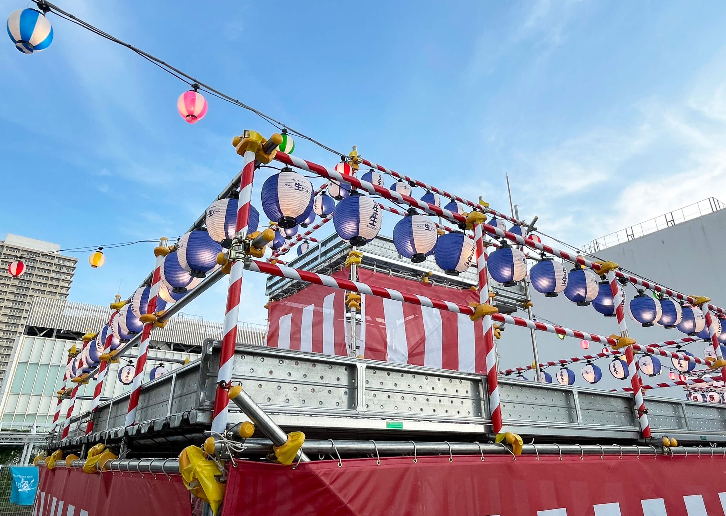 大阪】鳥居をくぐればレトロなお祭り空間！上本町近鉄のビアガーデン