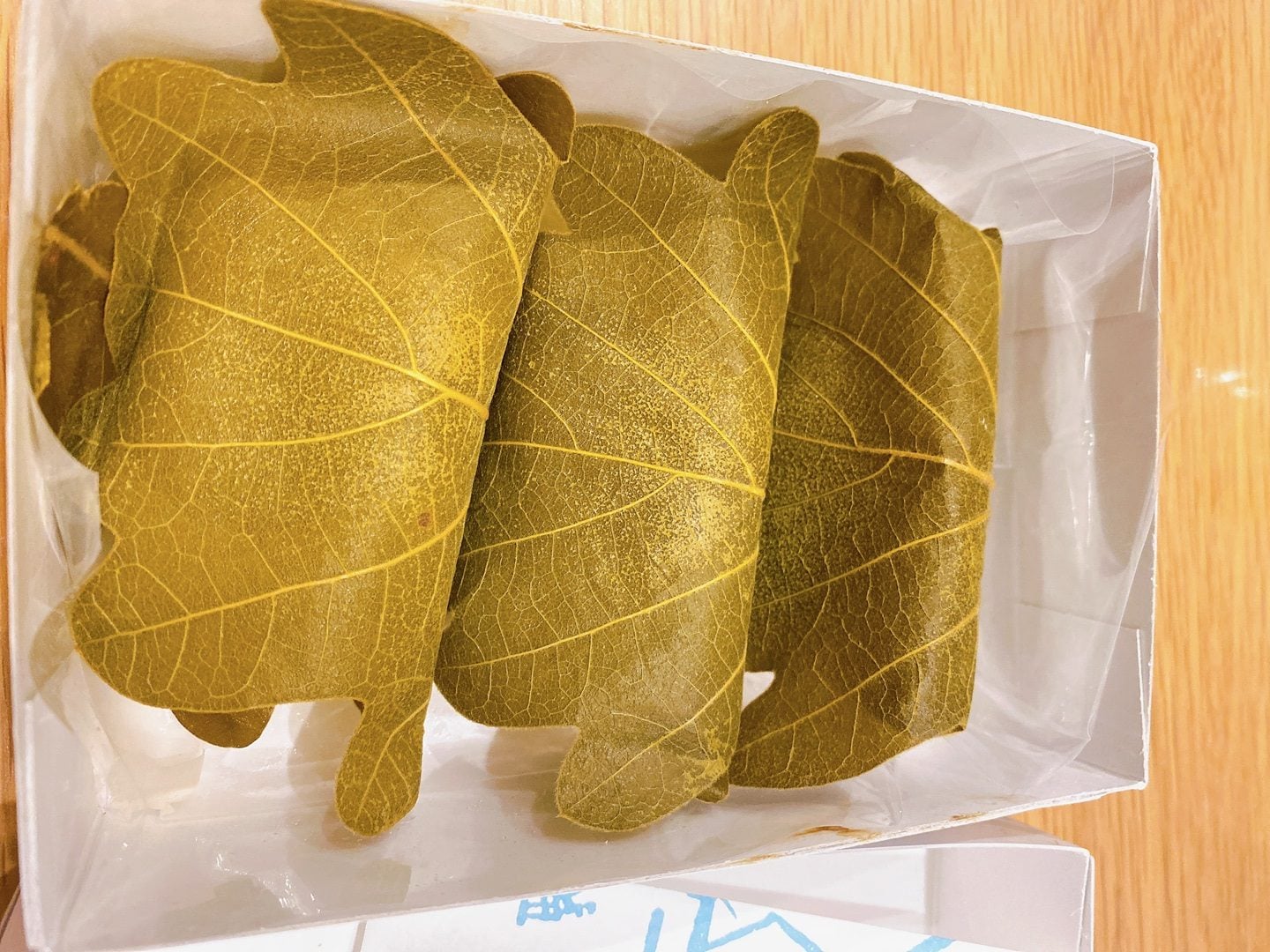 赤福】月に一度の幻のお餅。5月の朔日餅は「かしわ餅」｜シティリビングWeb
