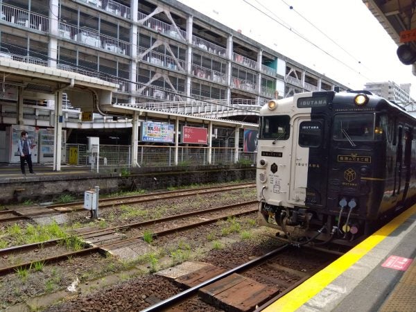 鹿児島旅】観光列車「指宿のたまて箱」で移動時間も最高の体験に変える