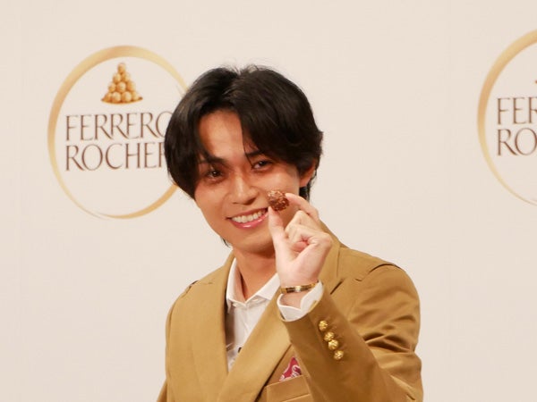 永瀬廉　フェレロ ロシェ　FERRERO ROCHER フォトフレーム Ferrero Rocher フェレロロシェ ロシェ 永瀬廉 - メルカリ