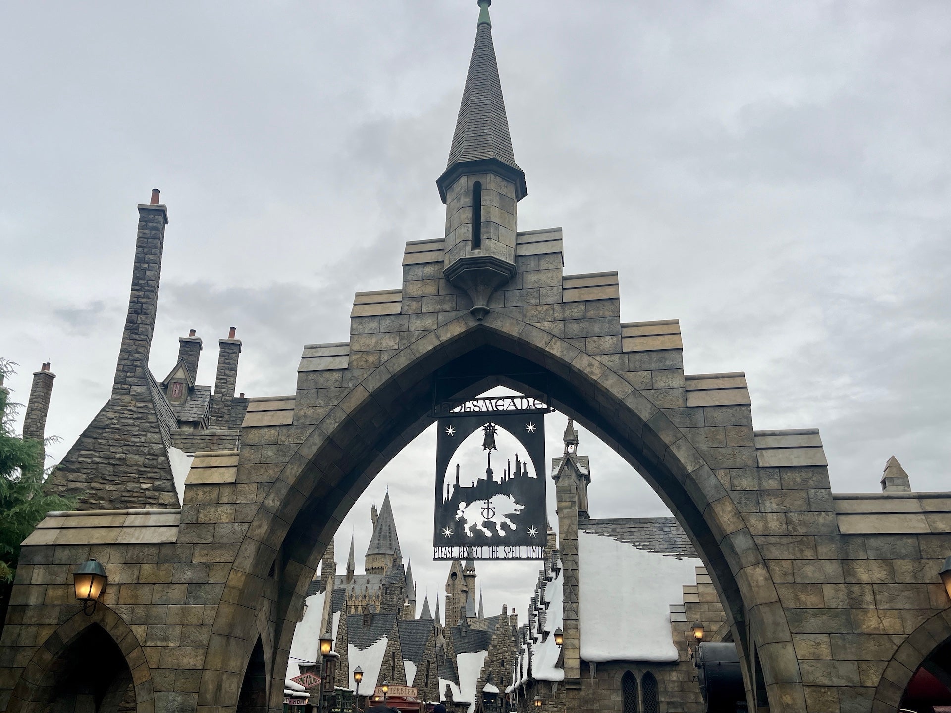 ハリー・ポッター ホグワーツ城 ハリポタ USJ】ハリーポッターエリア ホグワーツ城の内部!! Harry Potter area