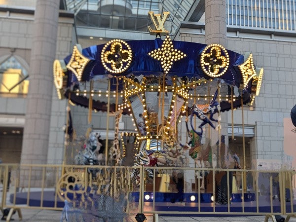 12/25まで【みなとみらい】無料で乗れる！映えるルイ・ヴィトンの