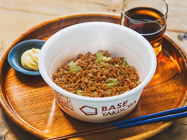 生まれ変わっておいしくなった！ ベースフードの即席麺は一度食べて