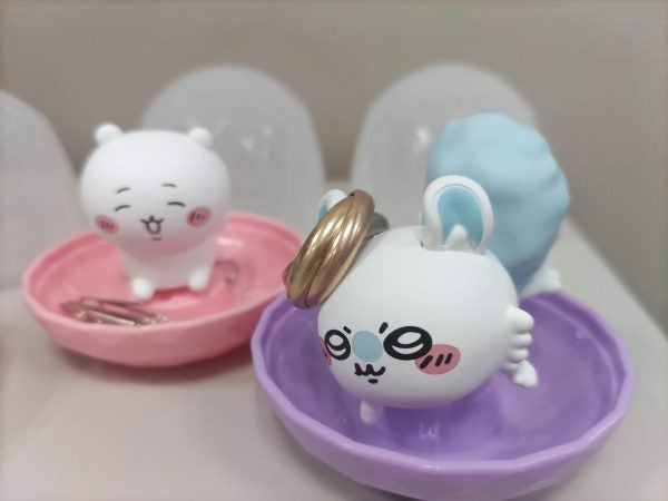 ジェムリーズに【ちいかわ】が初登場！アクセや小物が飾れちゃう