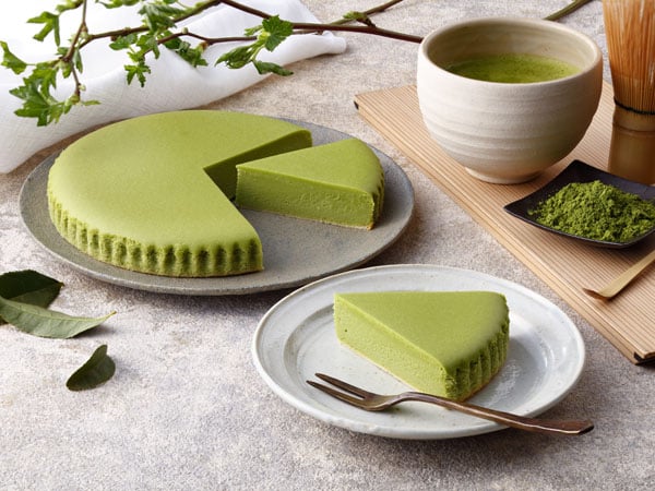 美しい古美術◾️蔵からクリームチーズケーキの様な美しい釉薬の抹茶茶碗が出て来ました チーズガーデン】「西尾の抹茶」を100％使用した抹茶とチーズが