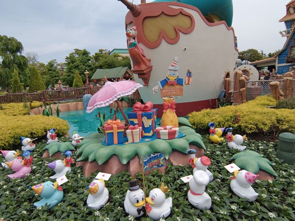 バースデー限定のグリーティングも！ドナルドダックの誕生日をTDLで