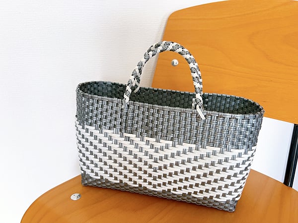 荷物タグ】タグ付きメキシコ風デザイン ハンドバッグ