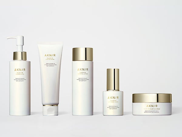 AKNIR スキンケア  11点 AKNIR(アクニー) / 薬用ヘアシャンプー＆トリートメントの公式