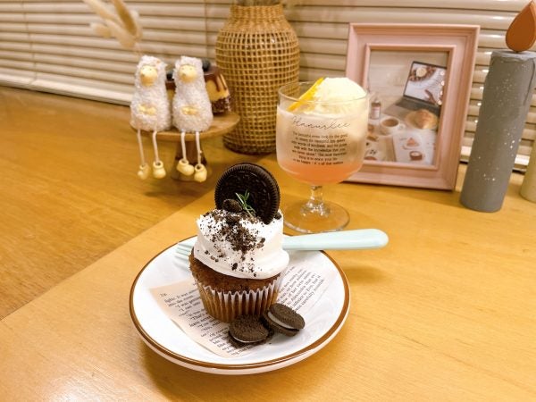 新宿御苑前】王道の韓国カフェ・かわいい写真映えの空間！ヌイボックス