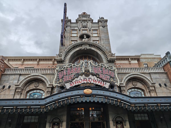 9/30（火）で終了！TDSのレビューショー「ビッグバンドビート」見納め