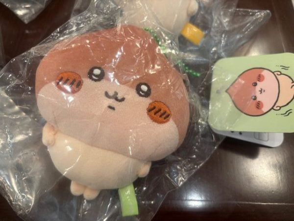 ちいかわ】季節だもんマスコットが食欲の秋にピッタリすぎて可愛い