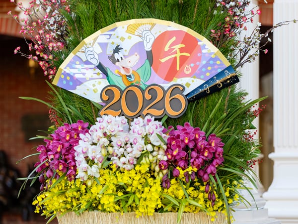 ミッキー＆ミニーも着物姿で登場！「東京ディズニーランドのお正月