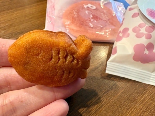 春っぽい素敵な手土産みーっけ！旬のいちごが美味しいお菓子2選