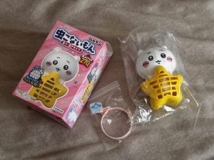 10/25～店頭でも発売！ハロウィンぽさ満点ちいかわマスコット｜シティ
