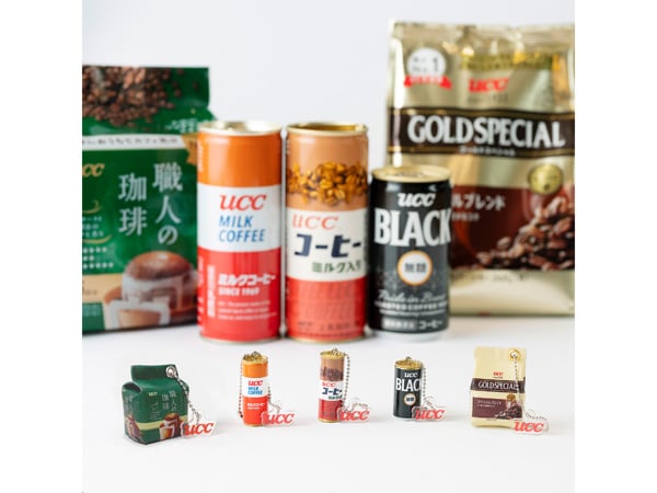 UCCミルクコーヒーデザインマイボトル　ミニチャーム　ミルクコーヒー付き UCC】超リアルなミニチュアに悶絶♡ 完売必至の「夏のコーヒー福袋