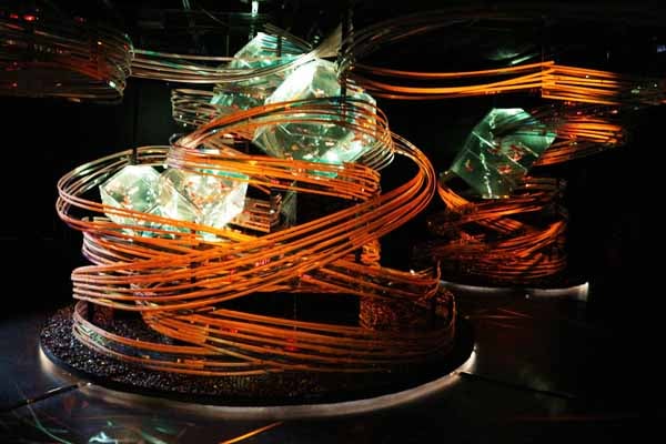 銀座】幻想的な金魚アートに涼を感じる！ 期間限定「夏のアート